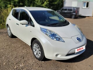 2016 Nissan Leaf 30kWh I (ZE0/AZE0), белый, 999000 рублей, вид 3