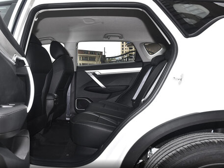 2026 Geely Binyue I Рестайлинг 2, белый, 2015000 рублей, вид 5