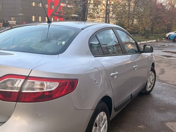 2010 Renault Fluence I, серый, 515000 рублей - вид 2