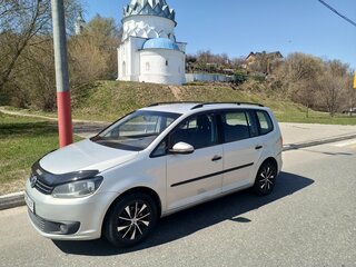 2011 Volkswagen Touran I Рестайлинг 2, серебристый, 990000 рублей, вид 3