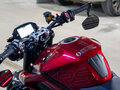 2023 Triumph Street Triple, пурпурный, 1120000 рублей - вид 6