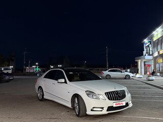 2011 Mercedes-Benz E-Класс 200 7G-Tronic IV (W212, S212, C207), белый, 1199999 рублей, вид 5