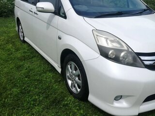 2011 Toyota ISis I Рестайлинг, белый, 1050000 рублей, вид 5