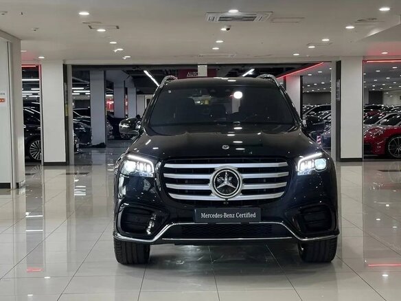 2025 Mercedes-Benz GLS 450 d II (X167) Рестайлинг, чёрный - вид 1