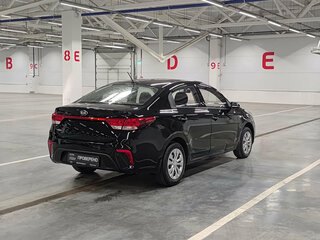 2019 Kia Rio IV, чёрный, 1199000 рублей, вид 5