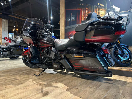 2022 Harley-Davidson CVO Road Glide, пурпурный, 3450000 рублей, вид 5