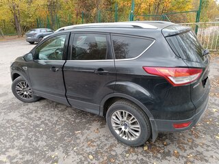 2014 Ford Kuga II, чёрный, 1350000 рублей, вид 4