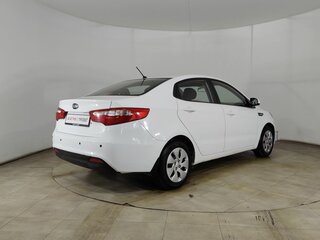 2014 Kia Rio III, белый, 720000 рублей, вид 5