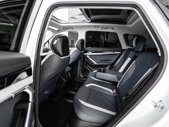 2026 Geely Atlas II, белый - вид 22