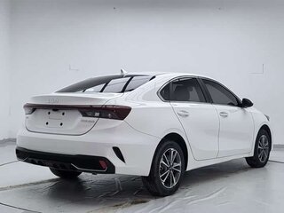 2023 Kia K3 II (China Market) Рестайлинг, белый, 1235000 рублей, вид 3