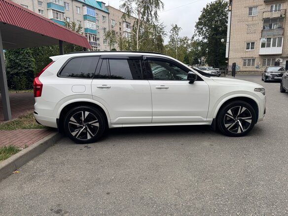 2020 Volvo XC90 II Рестайлинг 1, белый, 3950000 рублей - вид 6