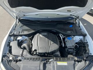 2017 Audi A6 IV (C7) Рестайлинг, белый, 2345000 рублей, вид 5