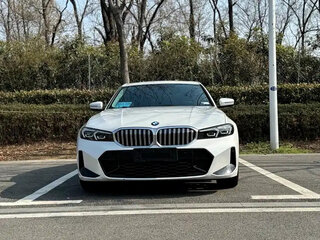 2023 BMW 3 серии 320i VII (G2x) Рестайлинг, белый, 3040000 рублей, вид 2