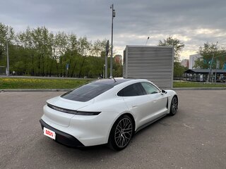 2020 Porsche Taycan 4S I, белый, 6450000 рублей, вид 5