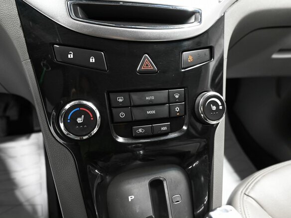 2012 Chevrolet Orlando I, чёрный, 1100000 рублей - вид 16
