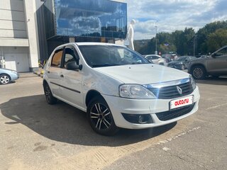 2012 Renault Logan I Рестайлинг, белый, 330000 рублей, вид 2