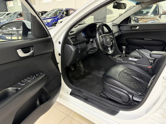 2016 Kia Optima IV, белый, 1239000 рублей - вид 11