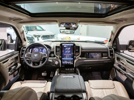 2025 Ram 1500 Crew Cab V Рестайлинг, чёрный, 11598000 рублей, вид 5