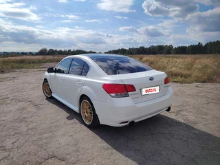 2010 Subaru Legacy GT V, белый, 450000 рублей, вид 2
