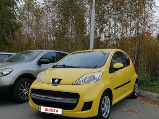 2011 Peugeot 107 I Рестайлинг, жёлтый, 520000 рублей, вид 2