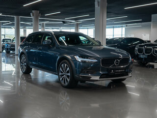 2020 Volvo V90 Cross Country I Рестайлинг, синий, 4700000 рублей, вид 2