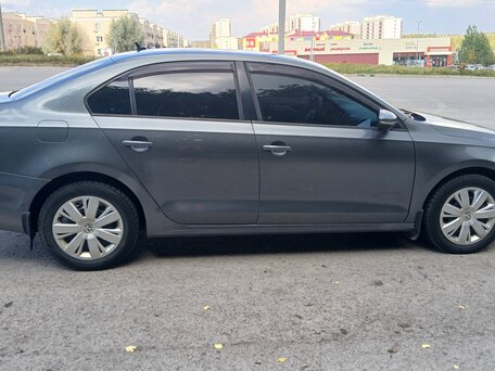 2012 Volkswagen Jetta VI, серый, 820000 рублей, вид 4
