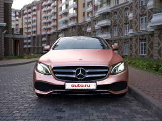 2017 Mercedes-Benz E-Класс 200 V (W213, S213, C238), золотистый, 3990000 рублей, вид 3
