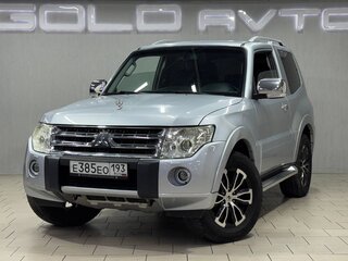 2008 Mitsubishi Pajero IV, серый, 1850000 рублей, вид 1