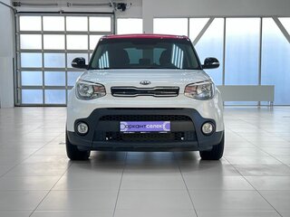2017 Kia Soul II Рестайлинг, белый, 1565000 рублей, вид 2