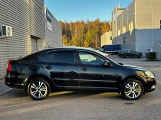 2011 Skoda Octavia II (A5) Рестайлинг, чёрный, 799000 рублей, вид 4