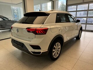 2020 Volkswagen T-Roc I (China Market), белый, 2300000 рублей, вид 4