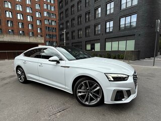 2020 Audi A5 Sportback 45 TFSI II (F5) Рестайлинг, белый, 4395000 рублей, вид 2