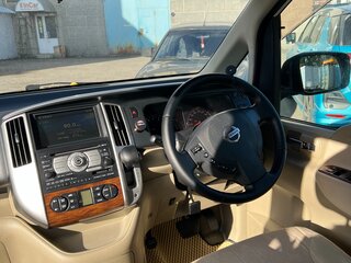 2008 Nissan Serena III (C25), белый, 999998 рублей, вид 5