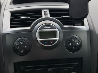 2008 Renault Megane II Рестайлинг, бежевый, 489000 рублей, вид 3