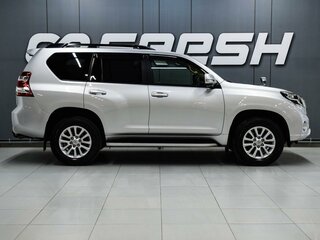 2017 Toyota Land Cruiser Prado 150 Series Рестайлинг 2, серебристый, 4899000 рублей, вид 5