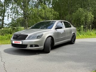 2010 Skoda Octavia Czech market II (A5) Рестайлинг, серый, 720000 рублей, вид 2