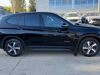 2015 BMW X1 20i xDrive II (F48), чёрный, 2390000 рублей, вид 4