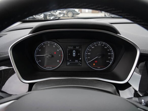 2026 Geely Coolray I Рестайлинг, серый - вид 4