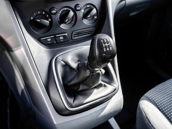 2011 Ford C-MAX II, белый, 670000 рублей - вид 20
