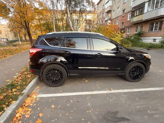 2016 Ford Kuga II Рестайлинг, чёрный, 1600000 рублей, вид 2