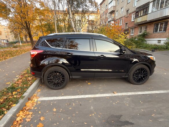 2016 Ford Kuga II Рестайлинг, чёрный - вид 1