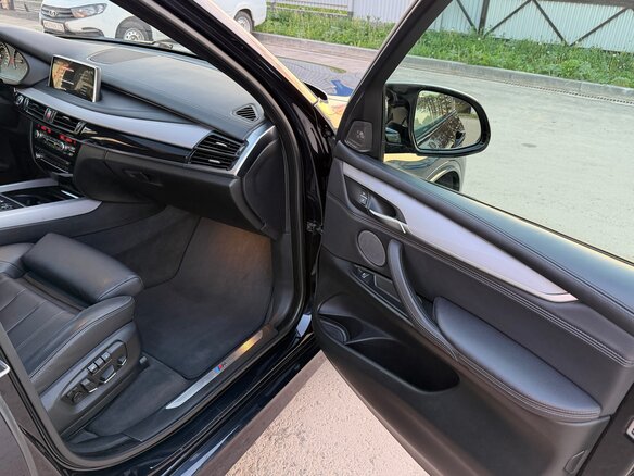 2017 BMW X5 40d III (F15), чёрный, 3290000 рублей - вид 17