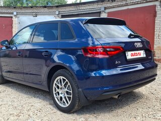 2015 Audi A3 III (8V), синий, 3000000 рублей, вид 5