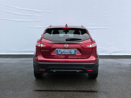 2017 Nissan Qashqai II, красный, 1680000 рублей, вид 5