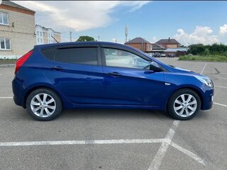 2014 Hyundai Solaris I Рестайлинг, синий, 1300000 рублей, вид 3