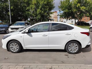 2020 Hyundai Solaris II Рестайлинг, белый, 1220000 рублей, вид 4