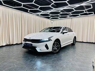 2020 Kia K5 III, белый, 2599999 рублей, вид 1