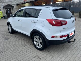 2011 Kia Sportage III, белый, 1250000 рублей, вид 4