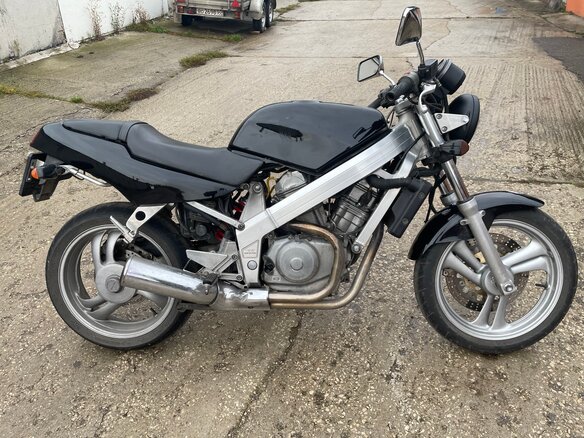 1988 Honda Bros, чёрный - вид 6