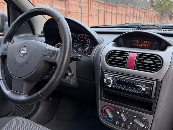 2005 Opel Corsa C Рестайлинг, серый, 300000 рублей - вид 9